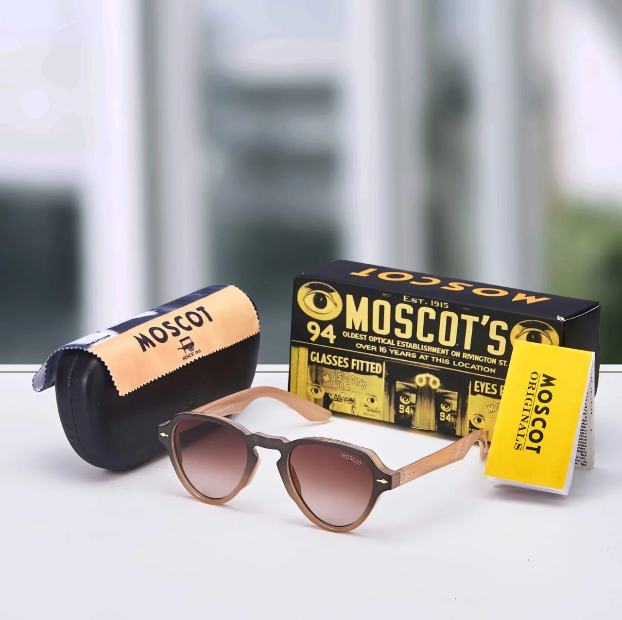 LUNETTE DE SOLEIL MOS2