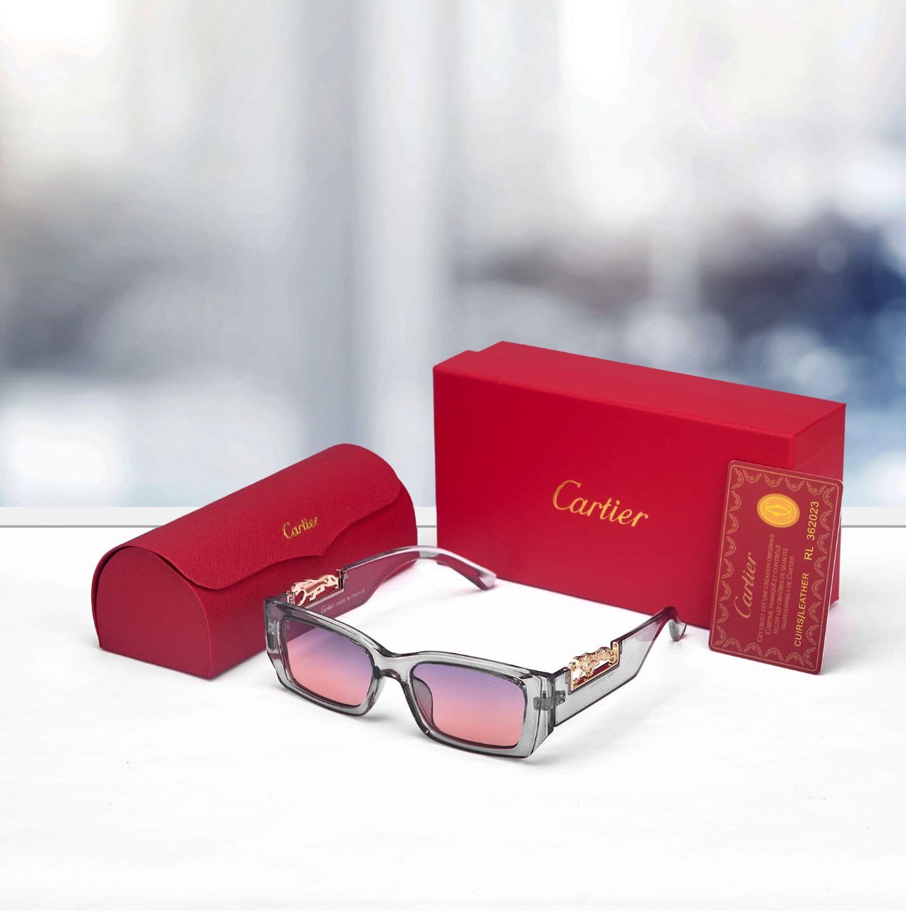 LUNETTE DE SOLEIL CARTIER