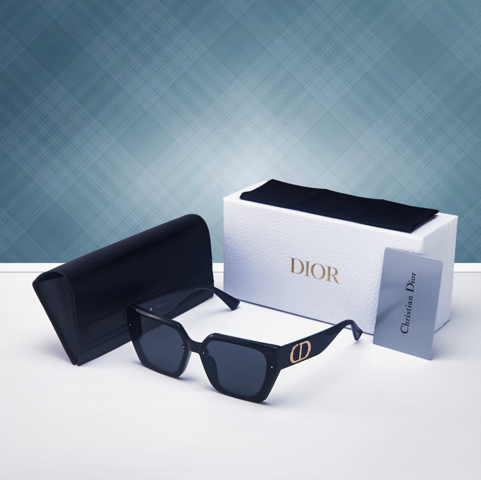 LUNETTE DE SOLEIL DIOR