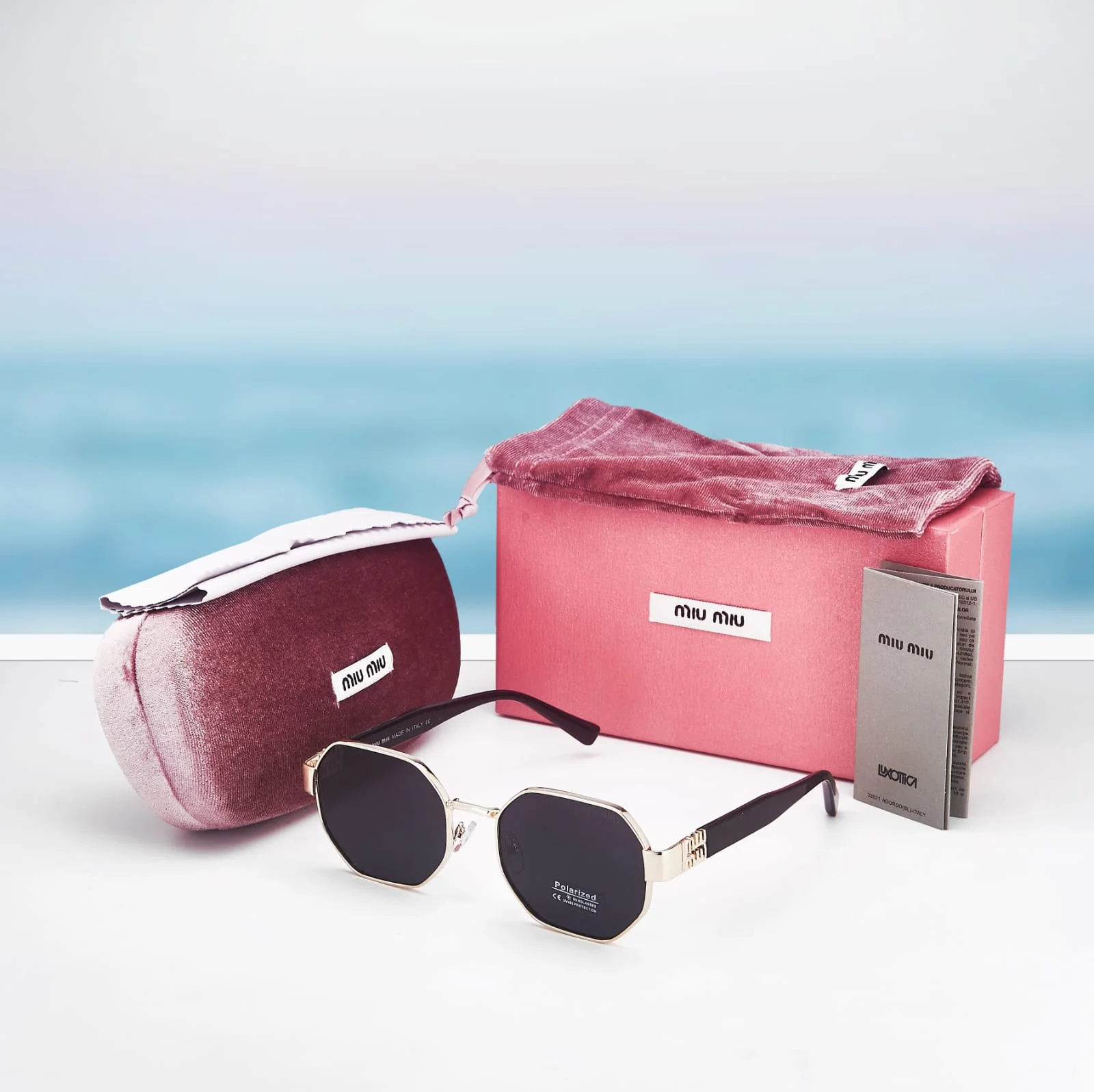 LUNETTES DE SOLEIL MIU8