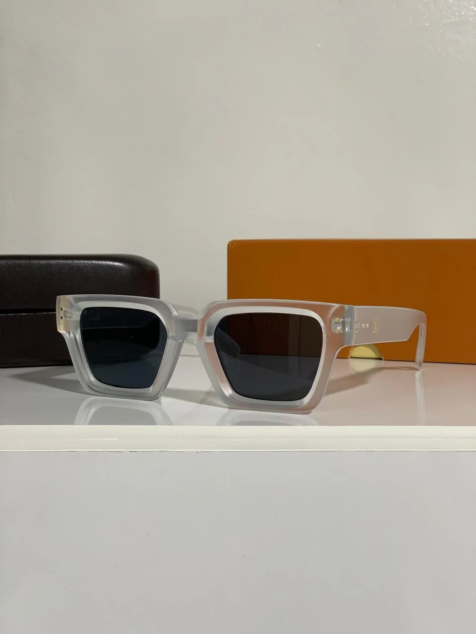 LUNETTE DE SOLEIL LV5