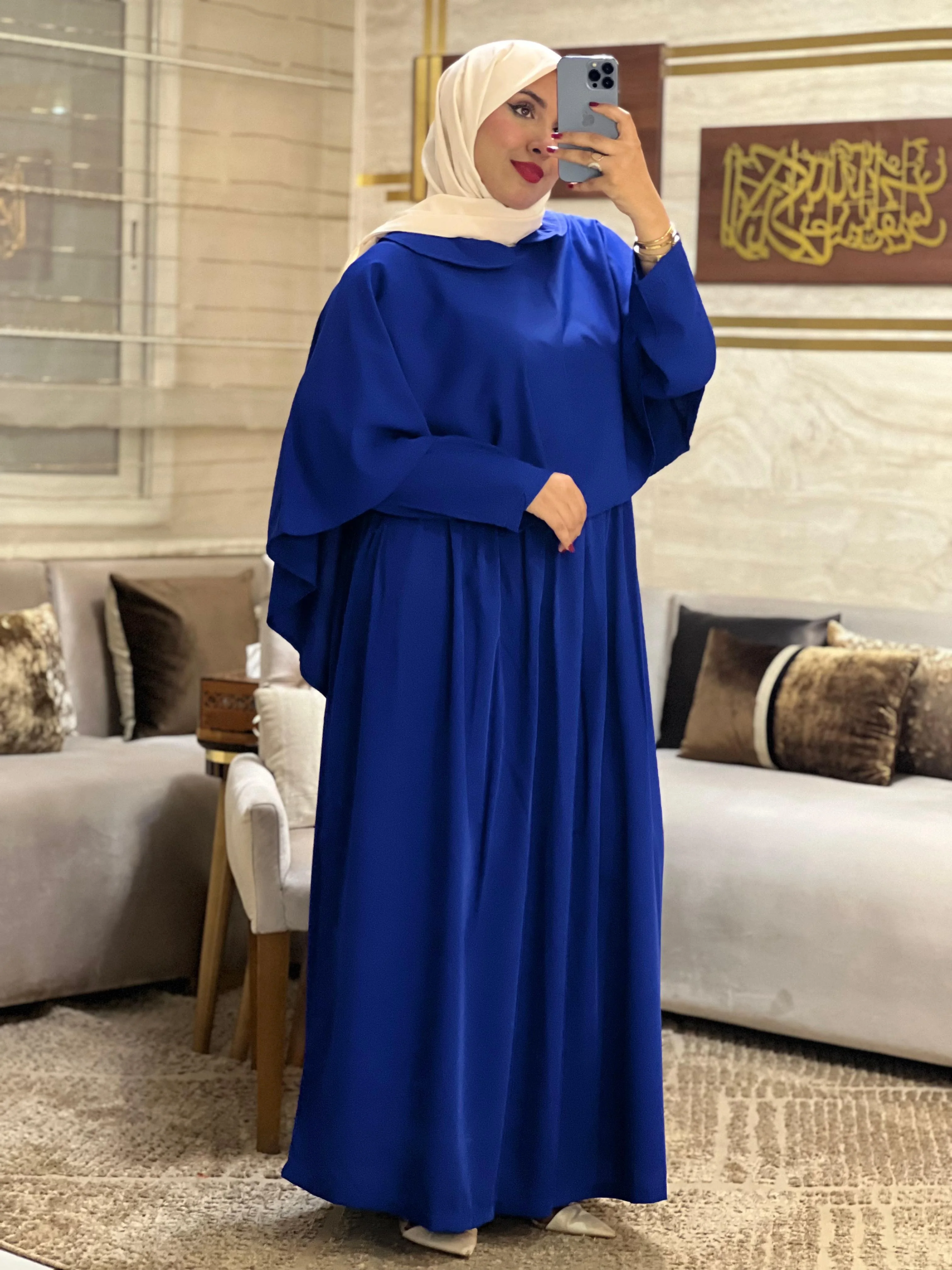 ملابس نسائية