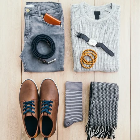 الملابس والإكسسوارات