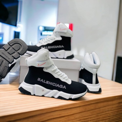 سبرديلة نايك  Balenciaga