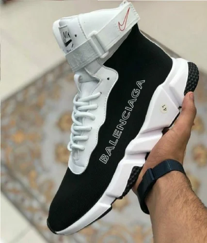 سبرديلة نايك  Balenciaga