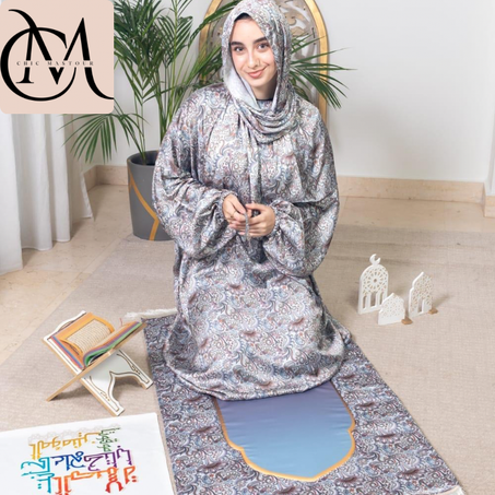 "Ensemble Abaya & Tapis de Prière – Élégance Égyptienne pour Femme"