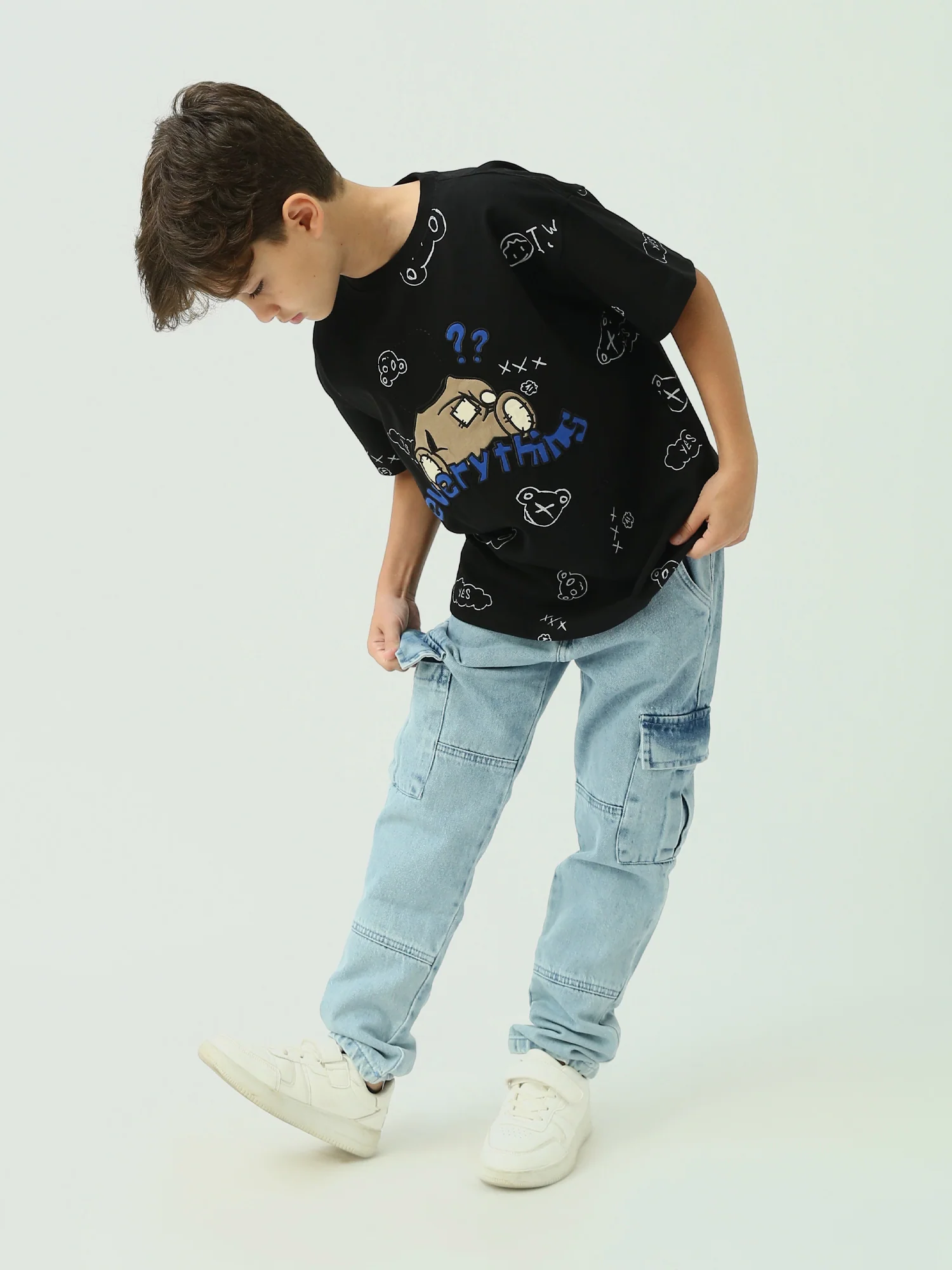 Everythings Overseized Tshirt