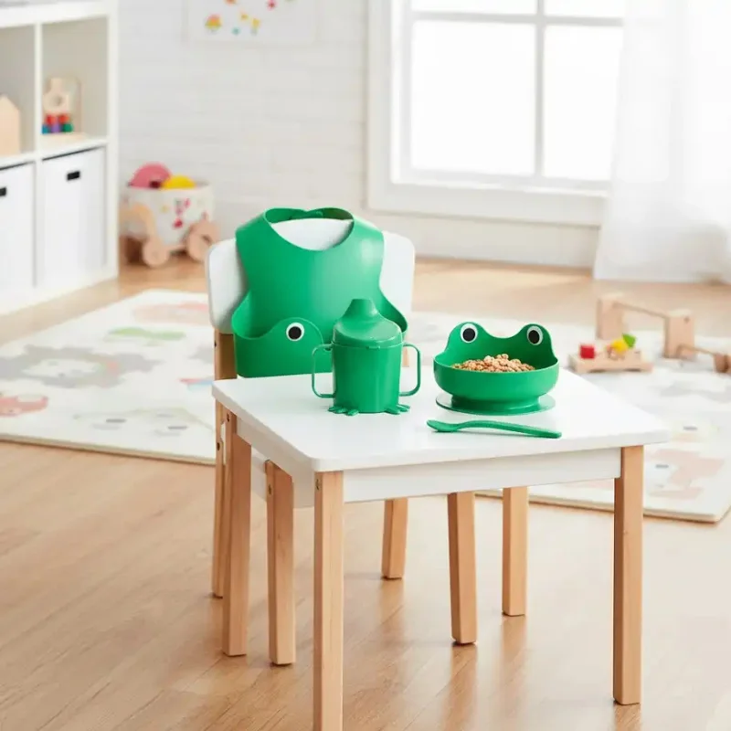 Pack Service Repas Éducatif 4 Pièces + Cadeau Parfum Bébé “Baby Love”