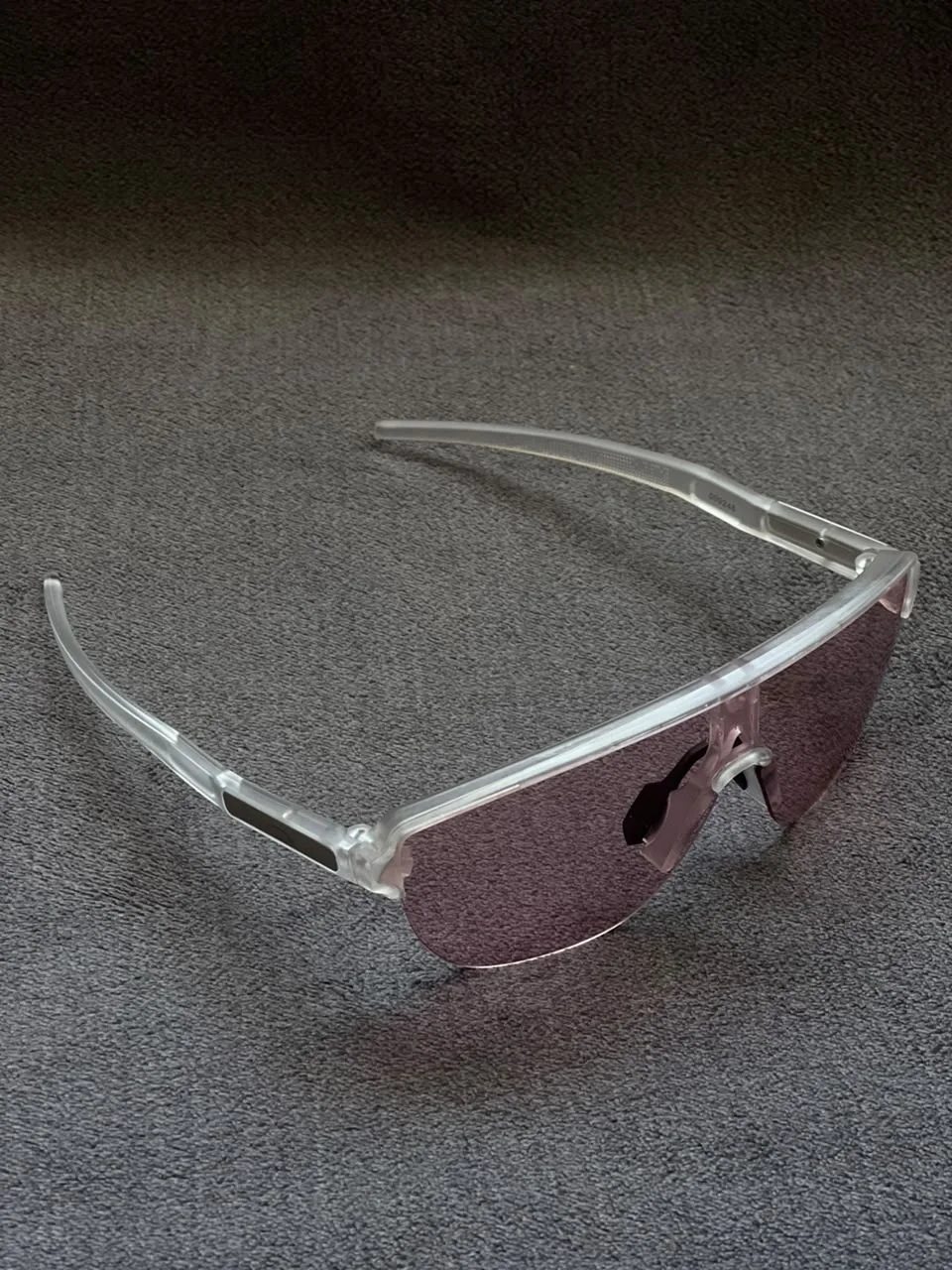 OAKLEY