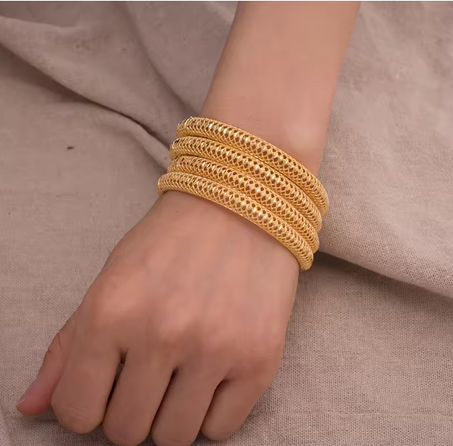 سوار للنساء