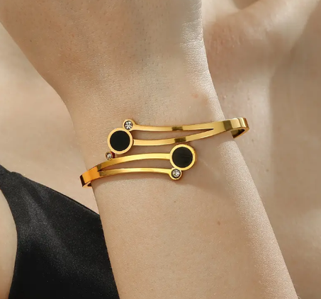 سوار الزركون