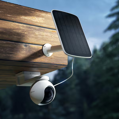 CAMERA ROTATIVE 4G AVEC BATTERIE SOLAIRE