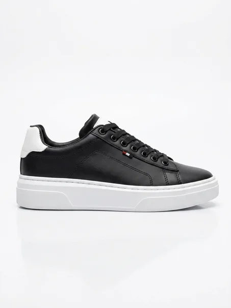 Basket homme 518 noir cuir