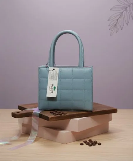 Sac à Main Premium – Élégance Intemporelle Lacoste