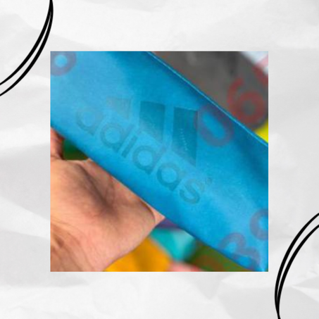 مقلمة أديداس زرقاء