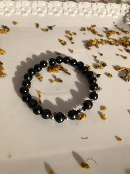 ظلّ أنيق – Elegant Shadow