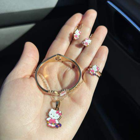 Ensemble hello kitty