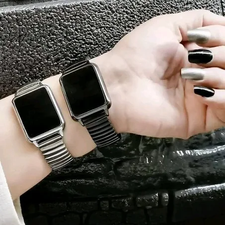 ساعة اليد smart watch