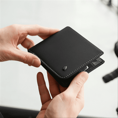 الحقائب والمحافظ