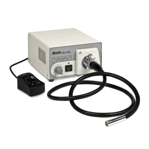 Source de lumière pour fibre 7 optique MOTIC modèle MLC-150