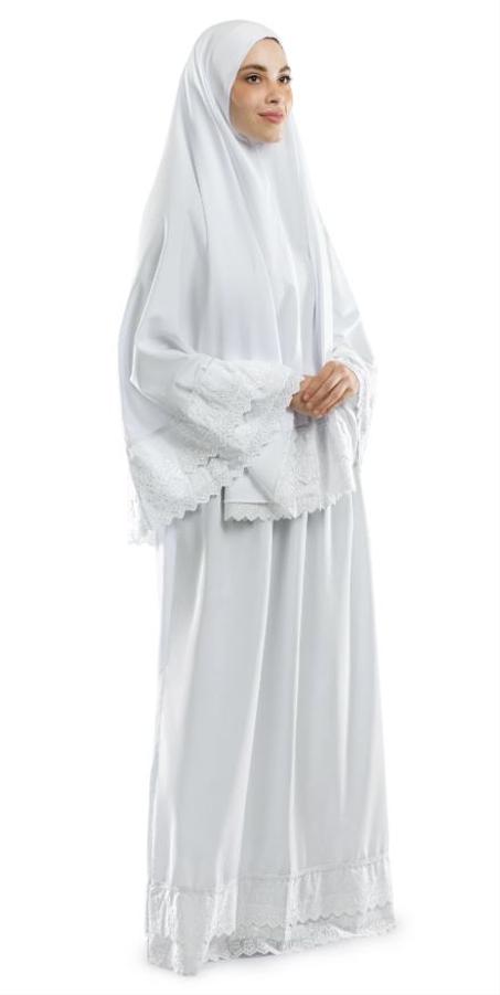 White Dantelle Islamic Prayer Wear