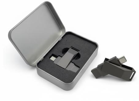 Clé USB métal « Twist » sous forme de porte‑clé  IMG-1428