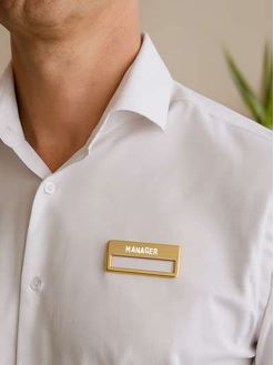 Badge à épingle métallique IMG-1340