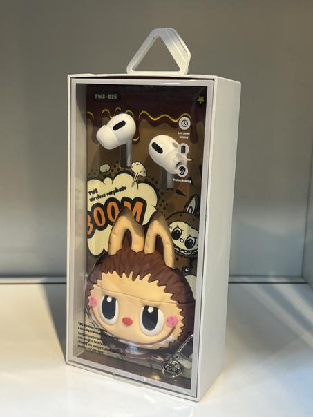 AirPods Labubu