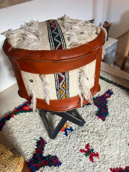 بوفات جلد وزرابي