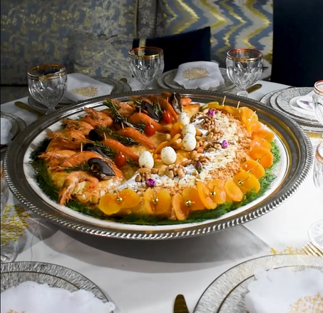 Twin Passtilla de luxe moitié fruit de mer moitié  poulet amande