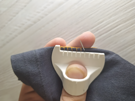 أداة غرز متساوية للخياطة اليدوية