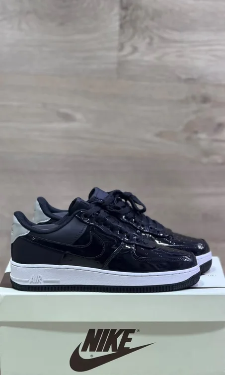 AF1 BLACK