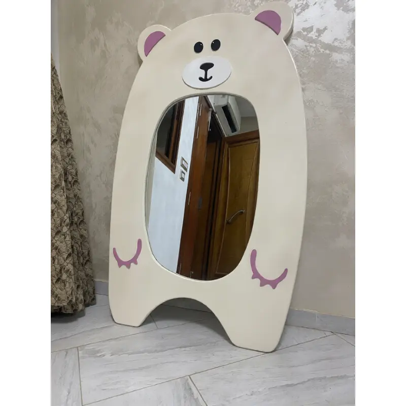 🧸 مرآة أطفال بتصميم دب