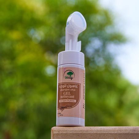 غاسول للوجه مرطب بعرق سوس