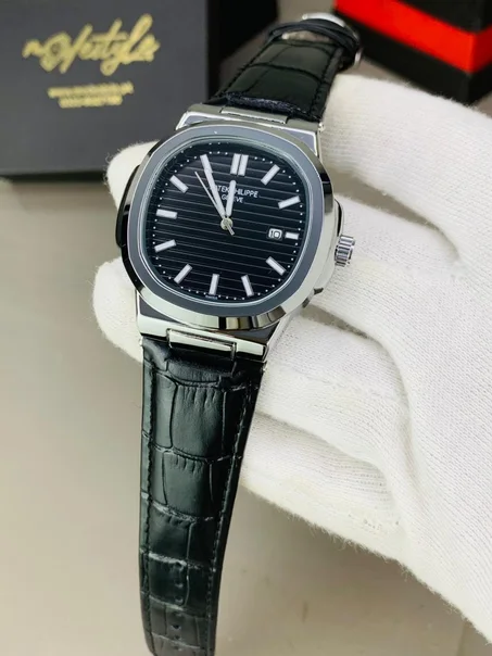 Montre Classique Premium
