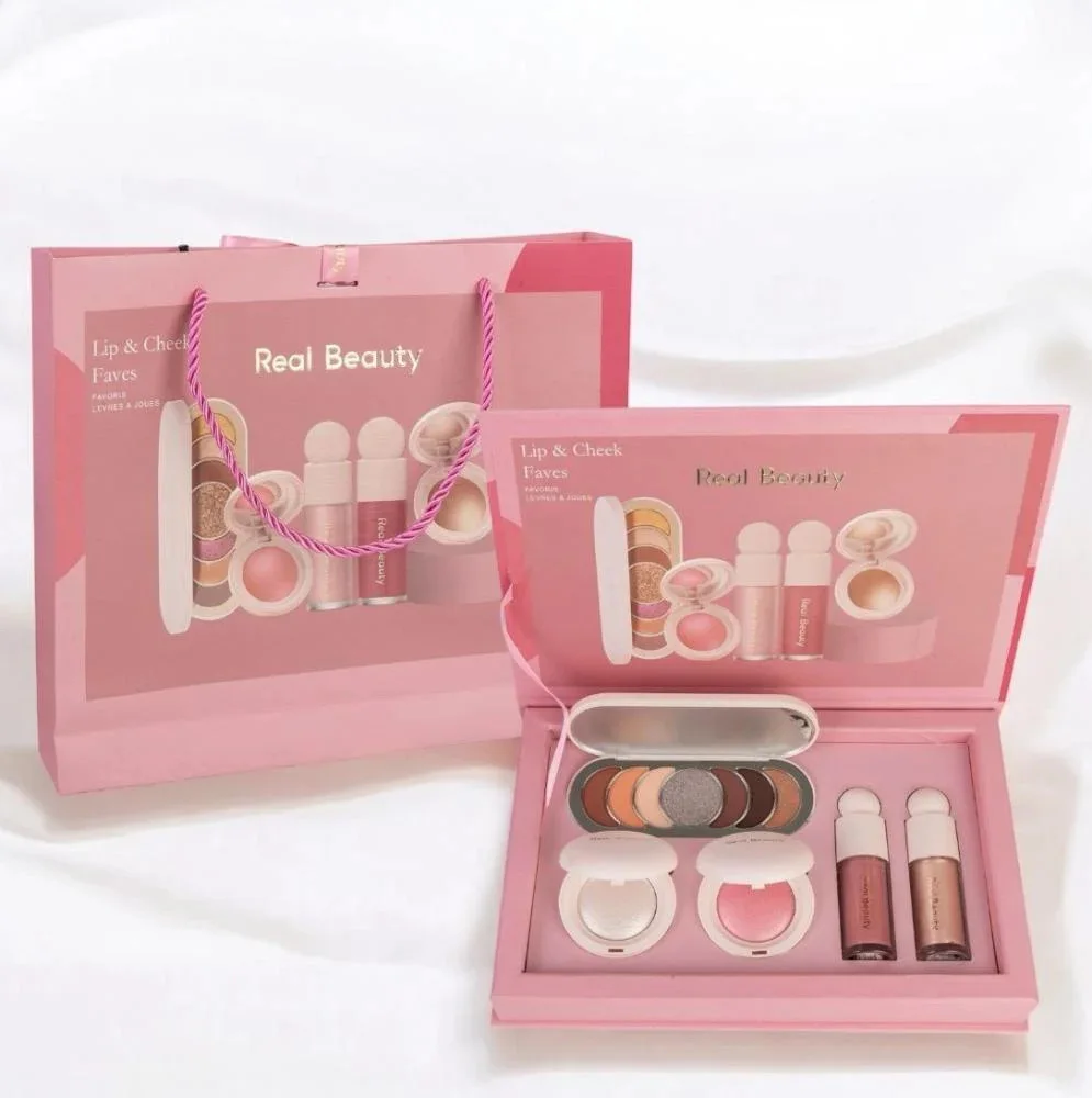 مجموعة Bella Rosa المفضلة للشفاه والخدود من Bella Rosa بروفيشنال - مجموعة مكياج احترافية متعددة الاستخدامات للشفاه والخدود، بألوان جذابة تدوم طويلاً.