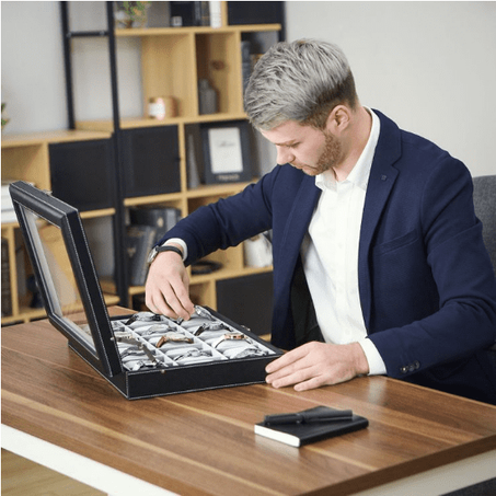 علب الساعات