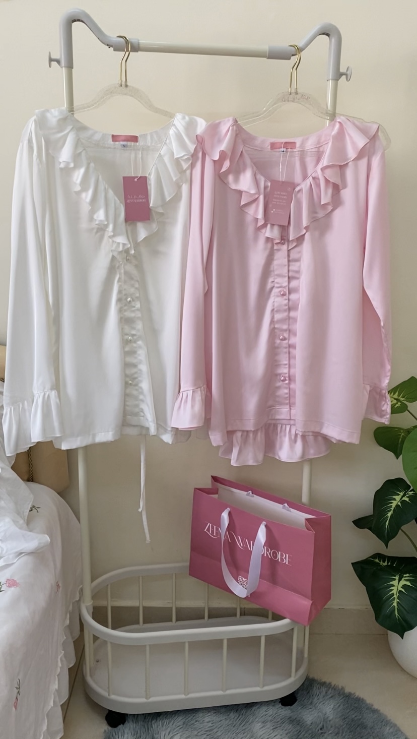 white marshmallow set