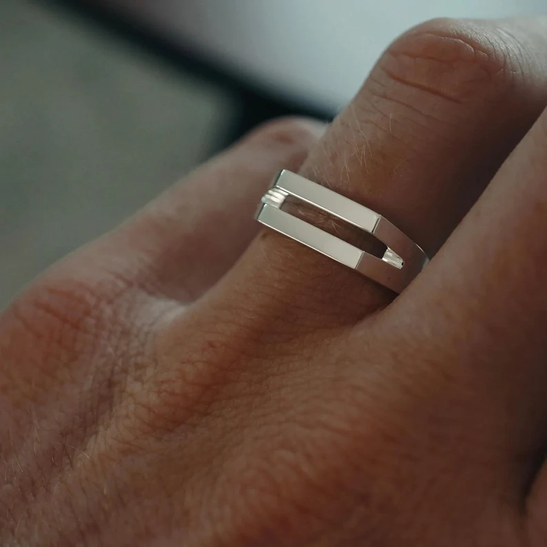 Bague en Argent 925 pour Homme – Élégance et Sophistication