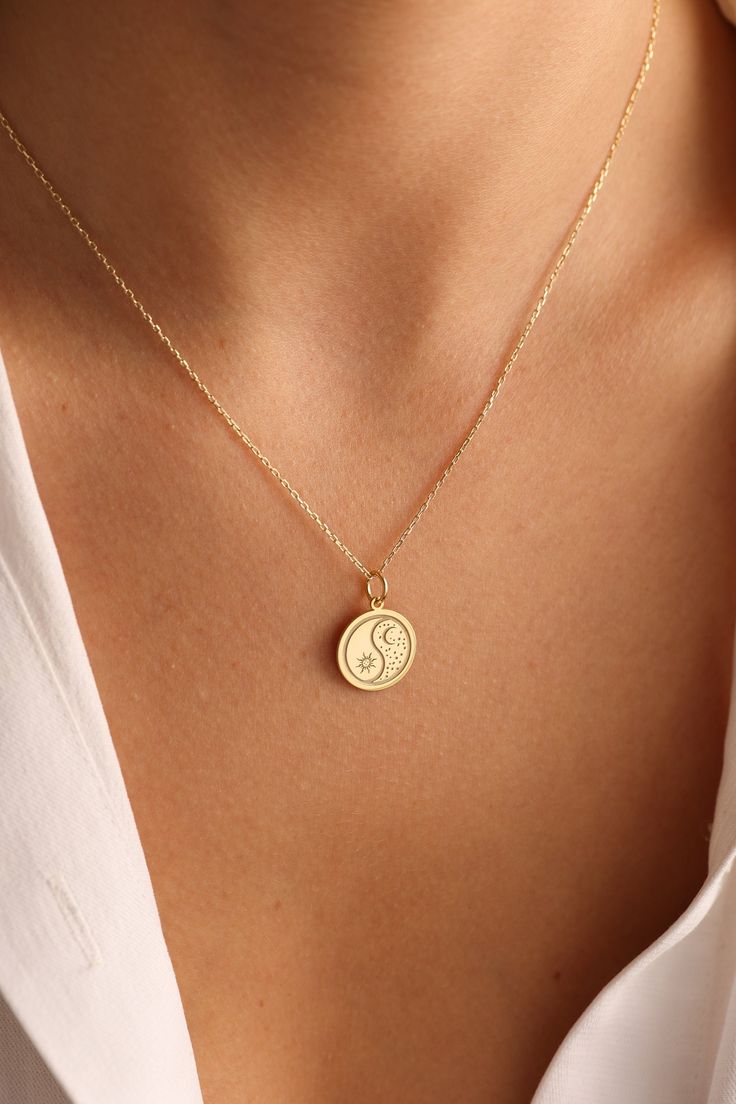 Collier Moon & Sun en Cuivre pour Femme – Harmonie et Mystère