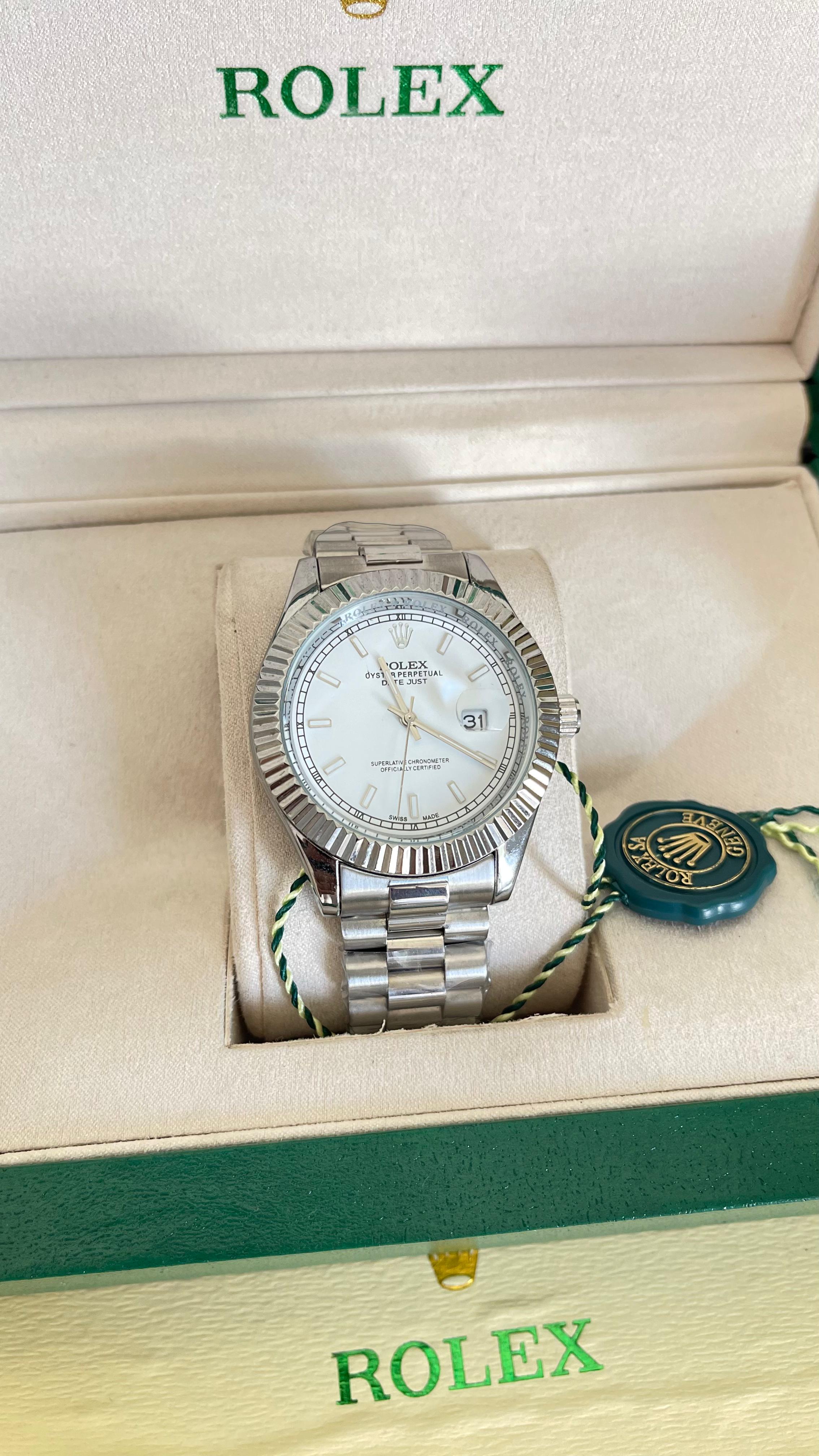 ⌚ Rolex Oyster Perpetual Bleu – L’essence du style pur