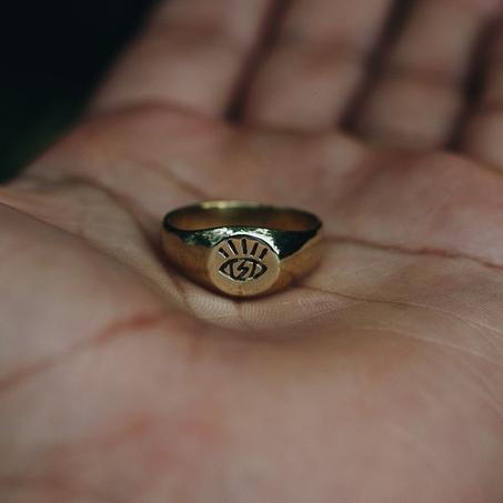 Bague en Cuivre Gravée – Les Yeux Mystiques
