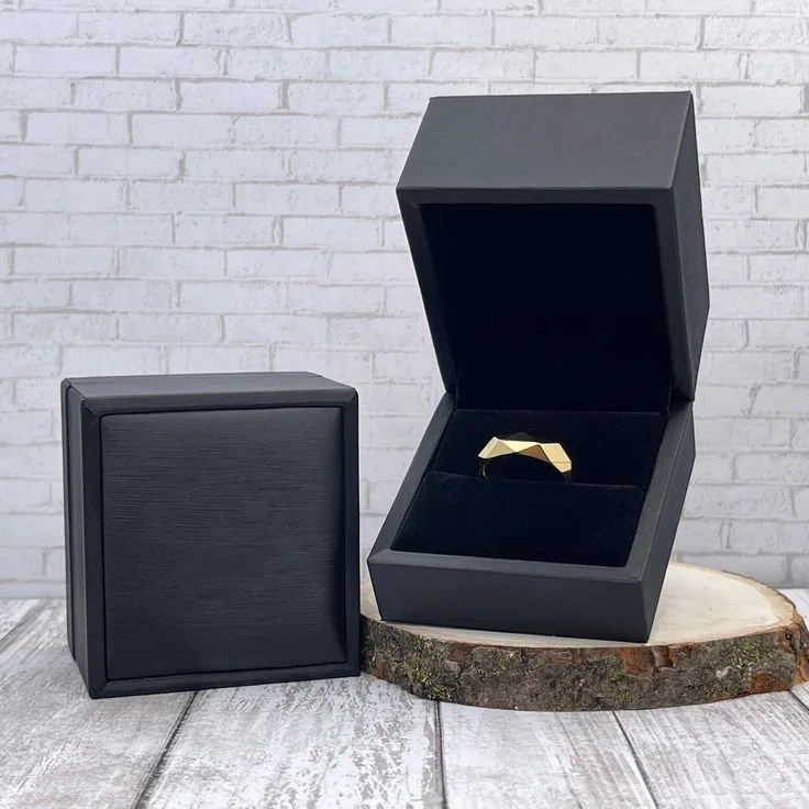 Bague en Cuivre Artisanale – Élégance Intemporelle