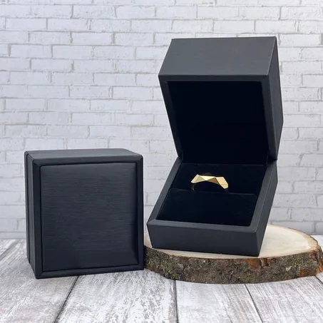 Bague en Cuivre Artisanale – Élégance Intemporelle