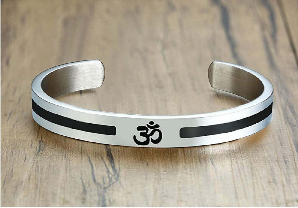 Bracelet Om (Aum) en Argent 925 – Énergie & Élégance