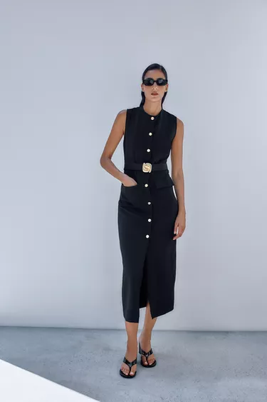 Robe “Élégance Dorée” – Chic, Minimaliste & Intemporelle