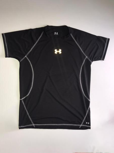 Under Armour -Noir-
