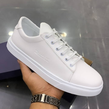 حذاء كلاص للرجال