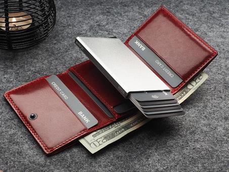 محفظة  البلوتوث  و GPS