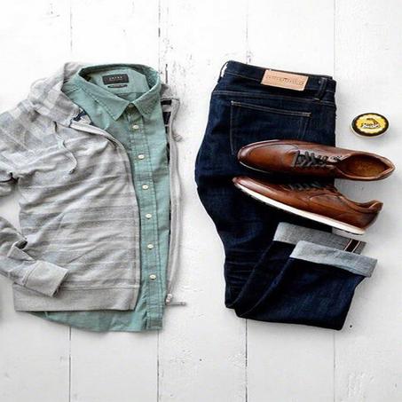 ملابس و أحذية